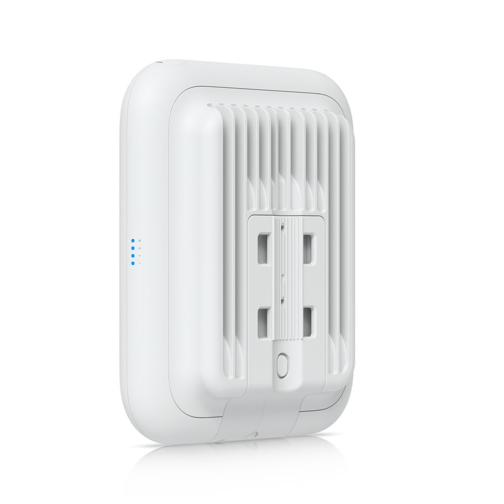 Точка доступа Wi-Fi Ubiquiti UniFi 7 AP Outdoor Точка доступа 2,4+5 ГГц, Wi-Fi 7, 2х2 MIMO, 802.3at, 1х 2.5G RJ45 — изображение 4